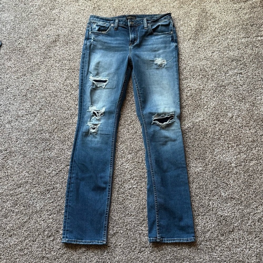 Silver Jeans Blue Distressed Beau Patches faded Denim 29 x 28.5 womens